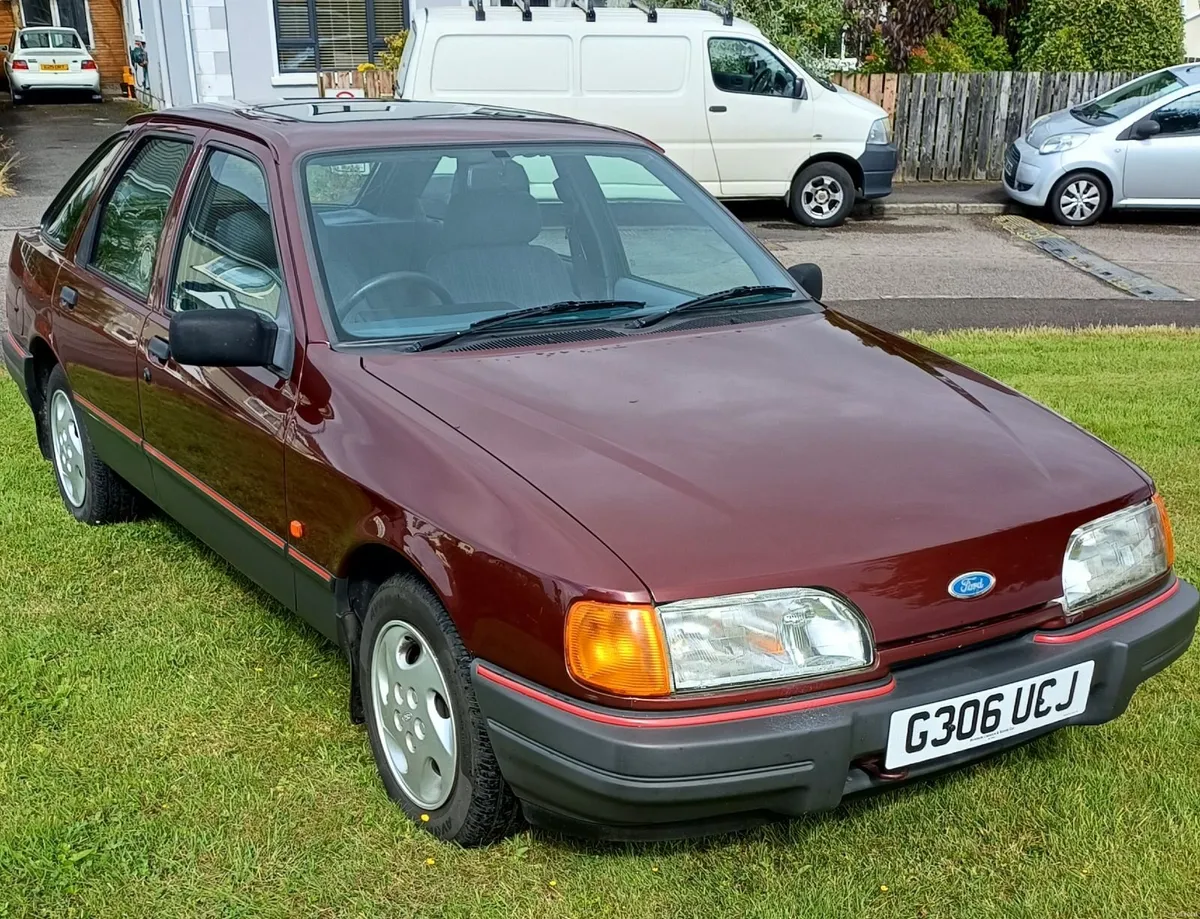 Ford Sierra 1990 - Image 4