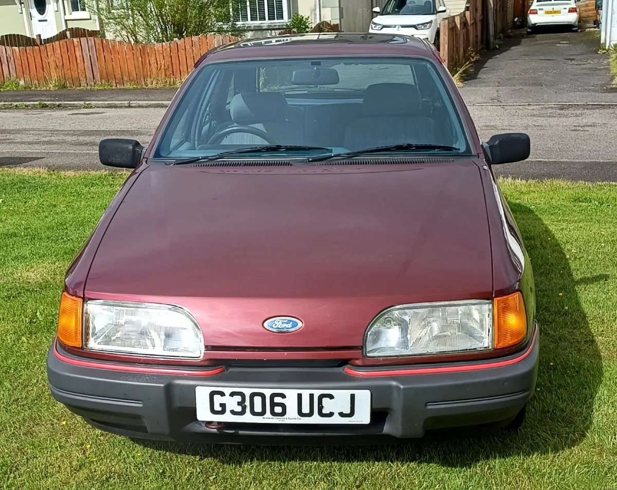 Ford Sierra 1990 - Image 3