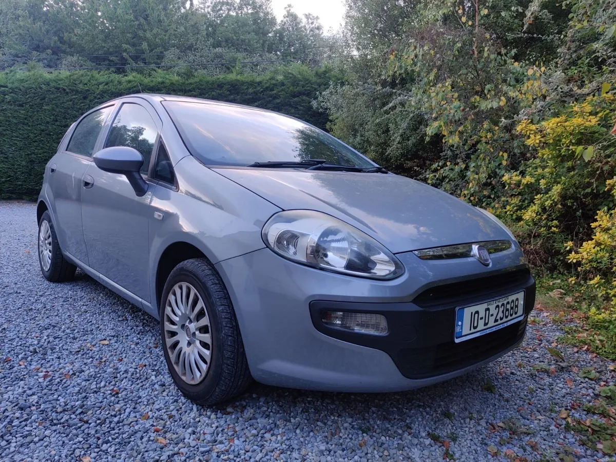 2010 Fiat Punto - Image 1