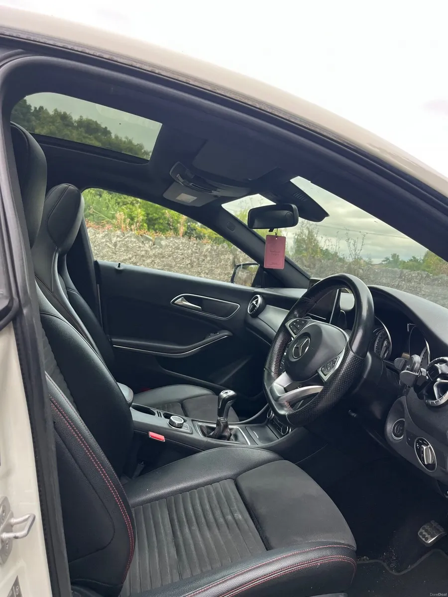 Mercedes-Benz CLA 2016 AMG SPORT - Image 3