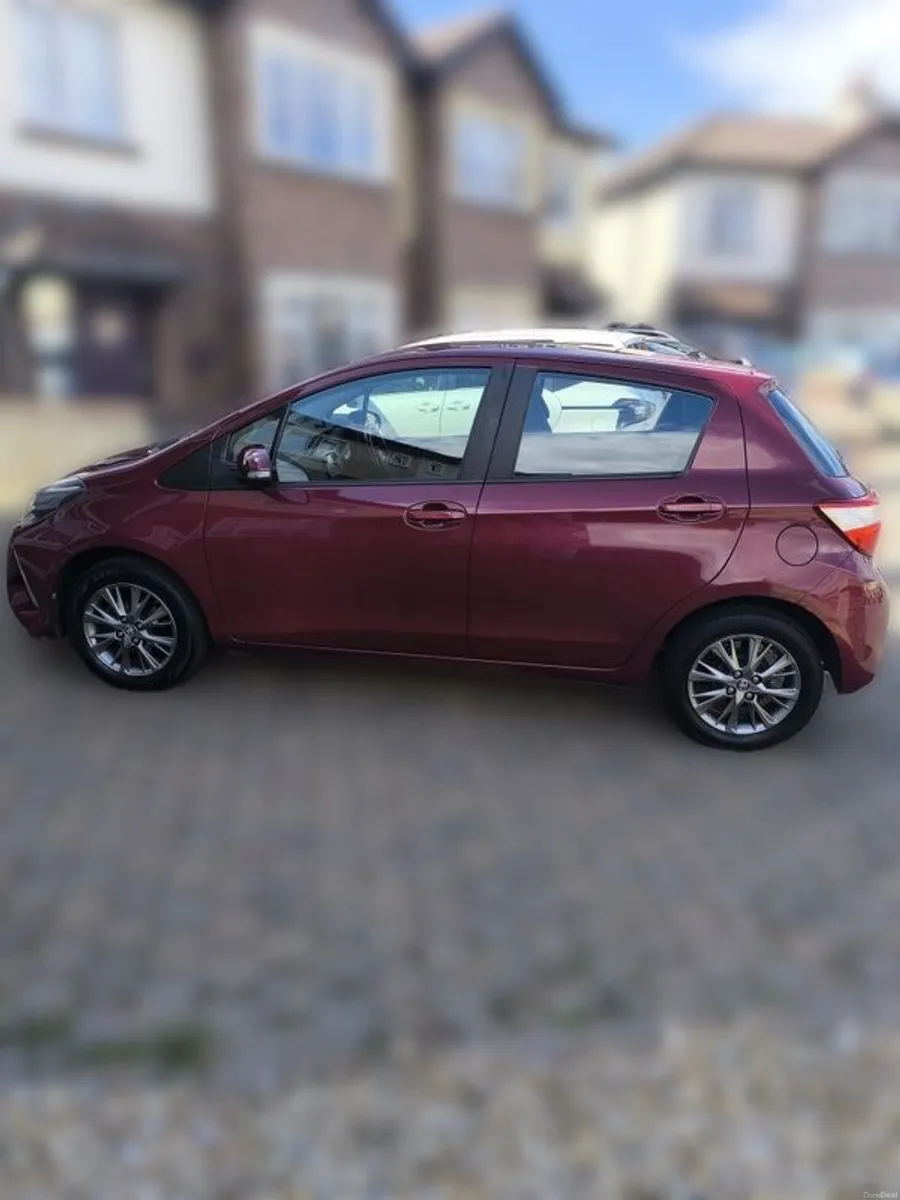 2018 Toyota Yaris - Image 5