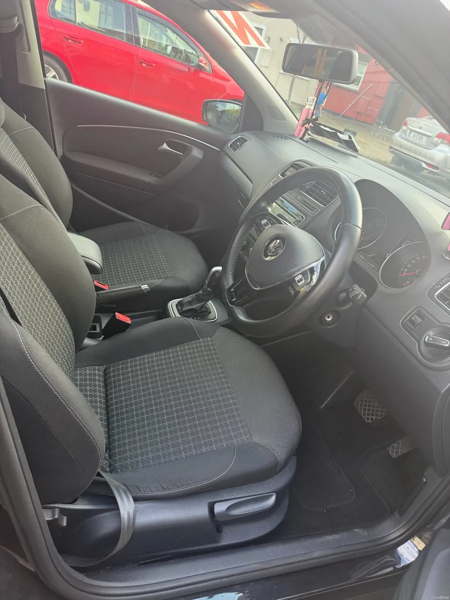 Volkswagen Polo 1.2 TSI Automatic - Image 3