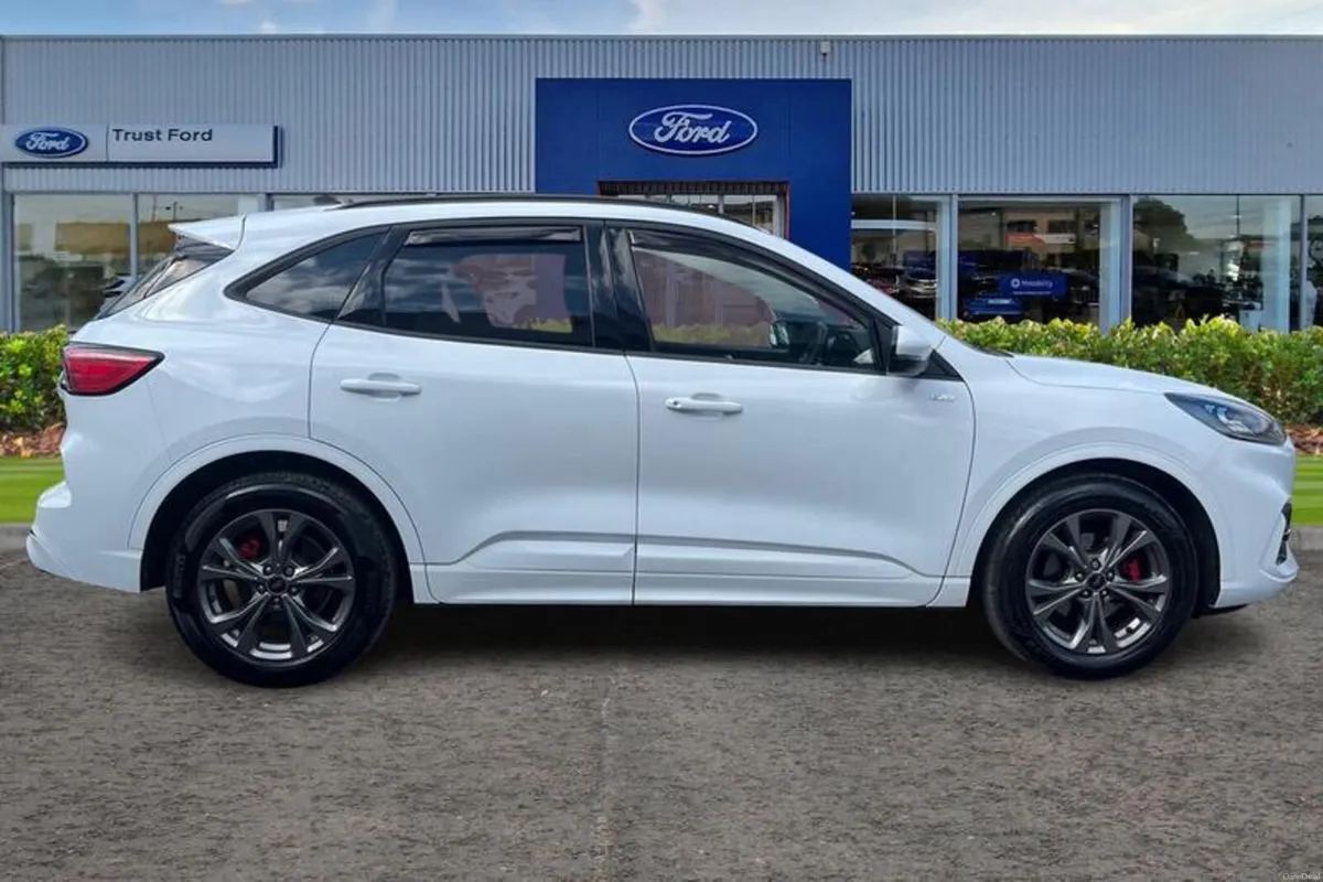 Ford Kuga ST-Line Edition - Image 3