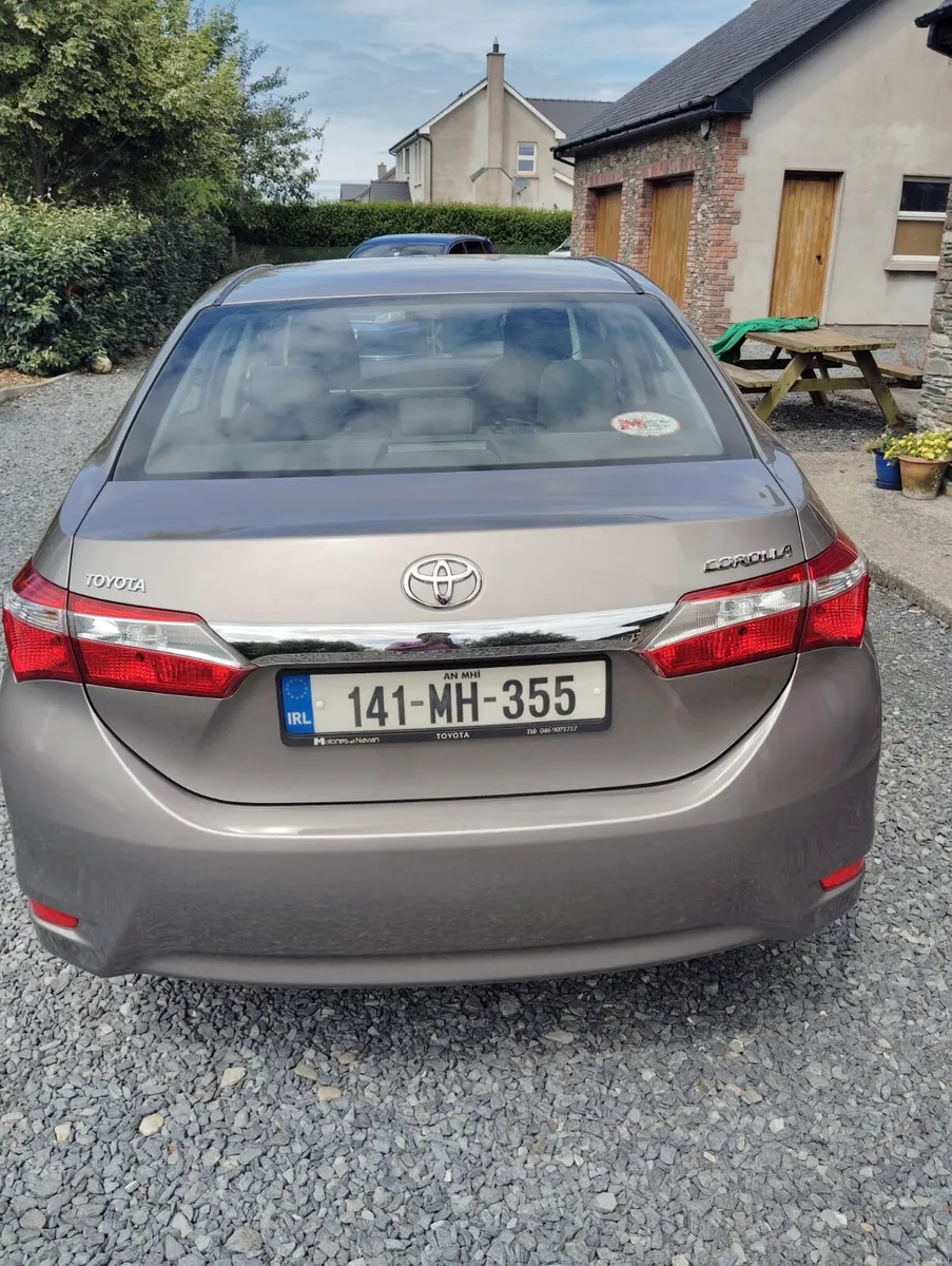 Toyota corolla 2014 1.4D AURA  in good condition - Image 5