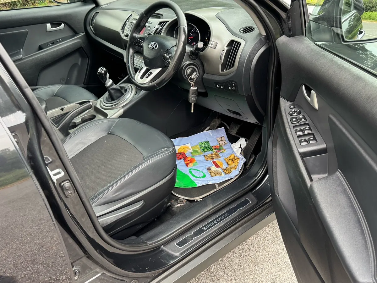 Kia sportage - Image 6