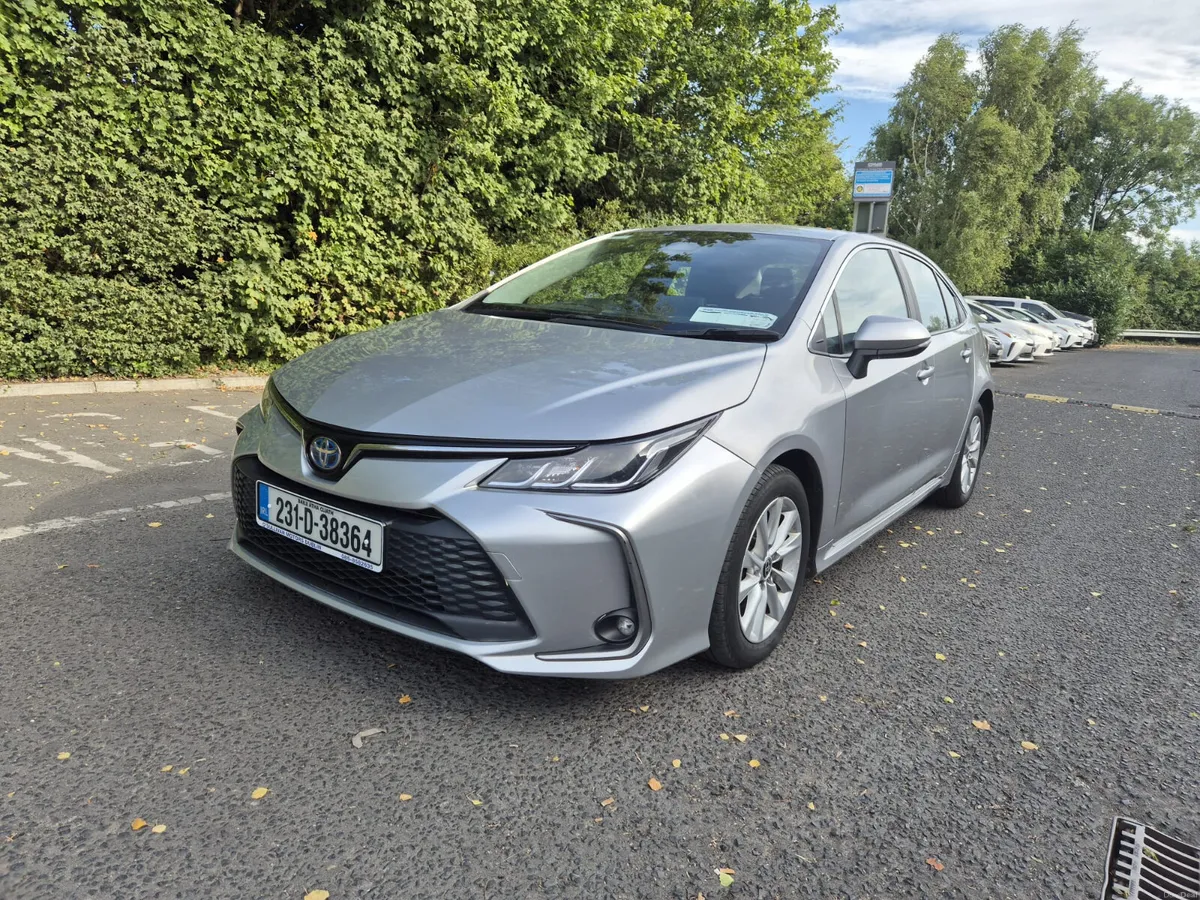 TOYOTA COROLLA/IRISH CAR/2023/1.8 HYBRID/AUTO - Image 1