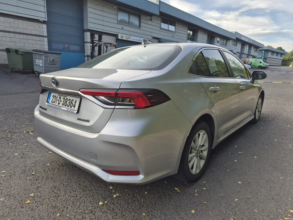 TOYOTA COROLLA/IRISH CAR/2023/1.8 HYBRID/AUTO - Image 6
