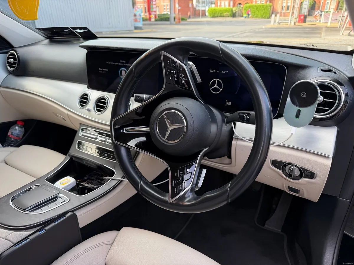 Mercedes E class 220d Night Edition - Image 5
