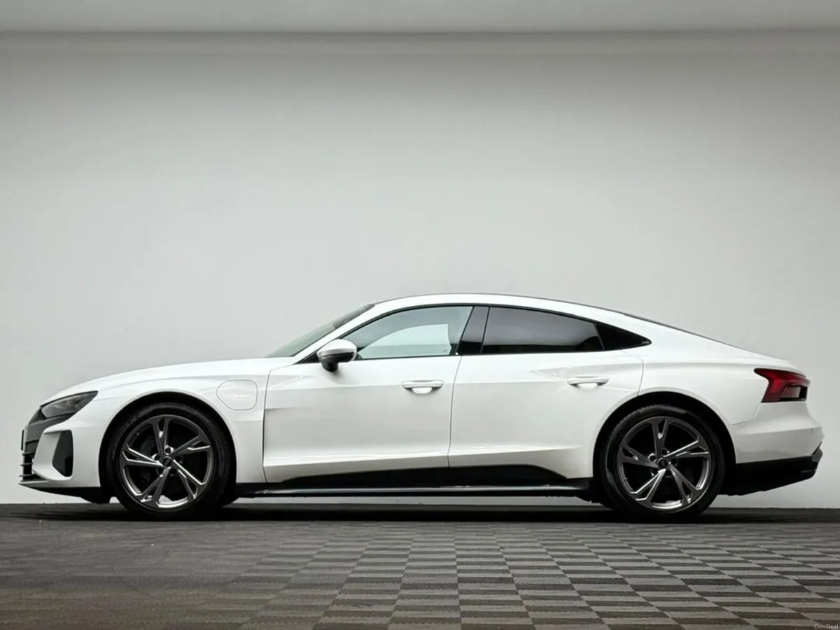 Audi e-tron GT GT 522HP QUATTRO - Image 4
