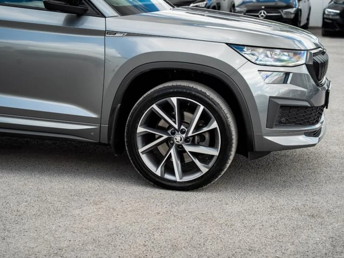 Skoda Kodiaq 7S SPORTLINE 2.0tdi 150HP DSG - Image 3