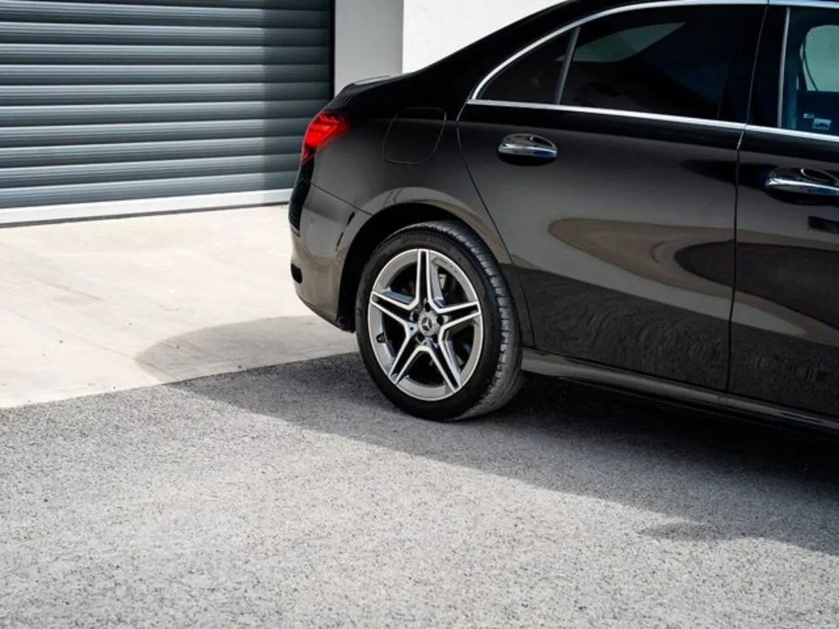 Mercedes-Benz A-Class A 250 E AMG LINE EXECUTIVE - Image 3