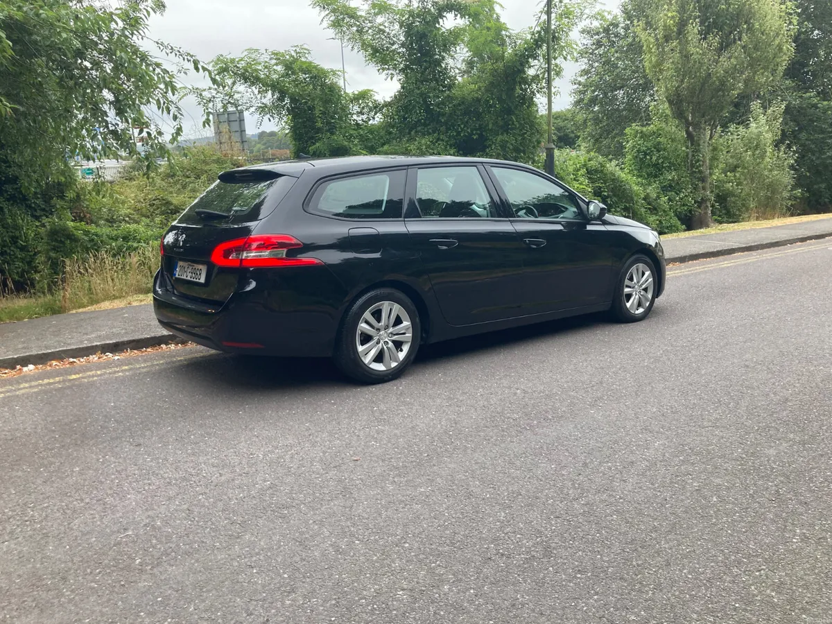 2020 Peugeot 308 SW 1.5 Diesel Estate - Image 3