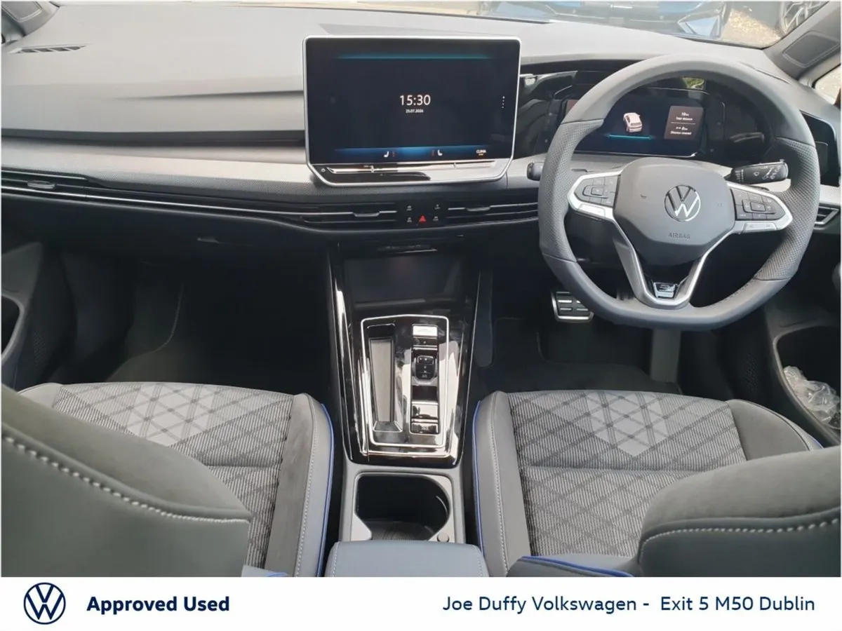 Volkswagen Golf R-LINE 1.5 TSI MHEV 116HP - Image 2