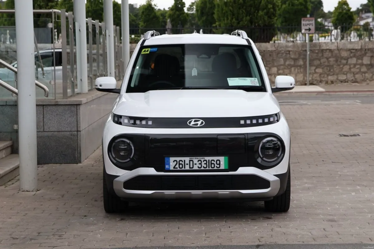 Hyundai INSTER Inster Elegance 49 kW - Image 3