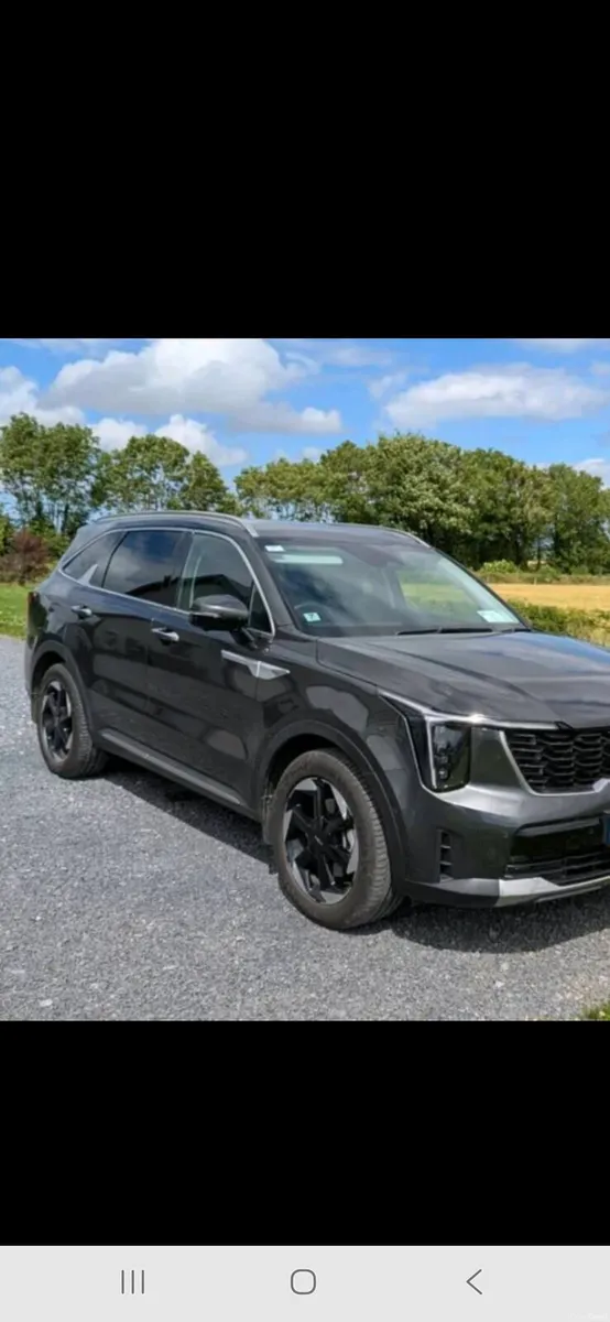 242 kia sorento hybrid phev sport very low miles - Image 1