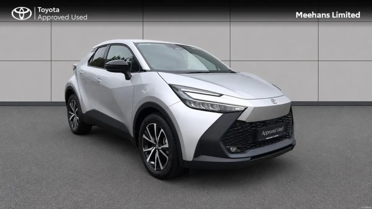Toyota C-HR C-HR HEV Sport - Image 1