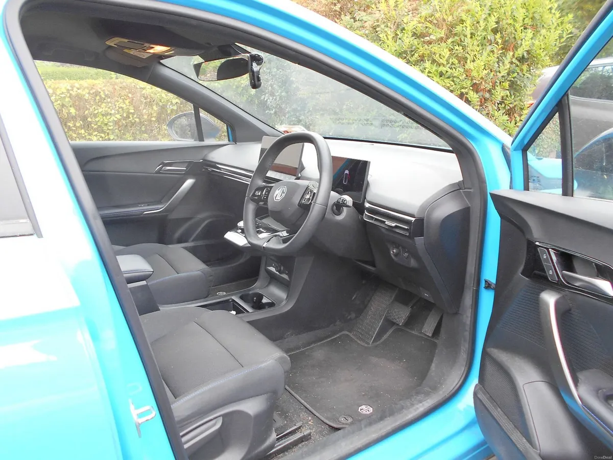 MG MG4 2024 - Image 3