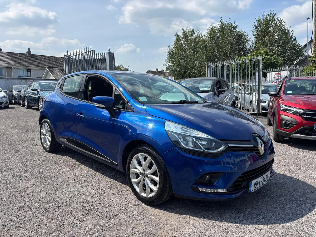 Renault Clio 2019  PETROL  FINANCE  ARRANGED - Image 1
