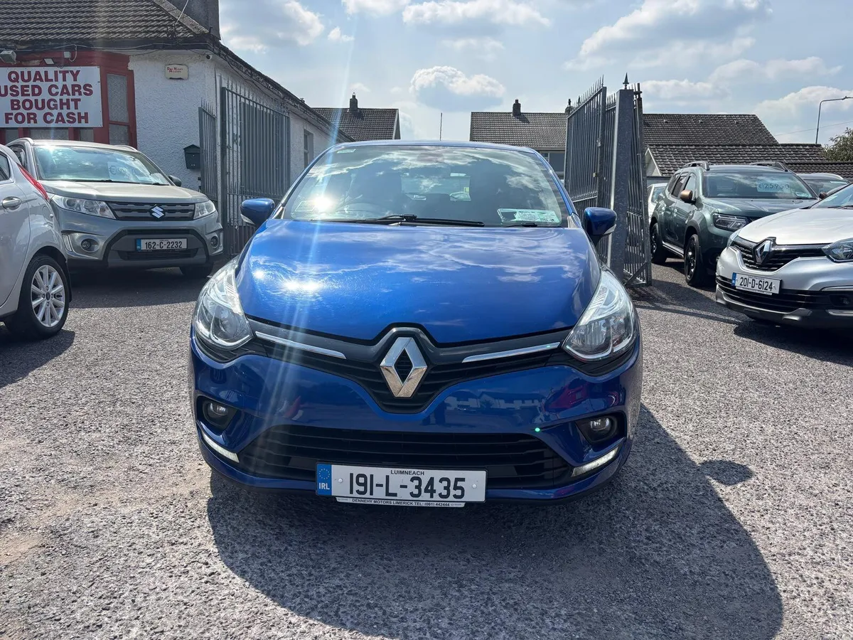 Renault Clio 2019  PETROL  FINANCE  ARRANGED - Image 2