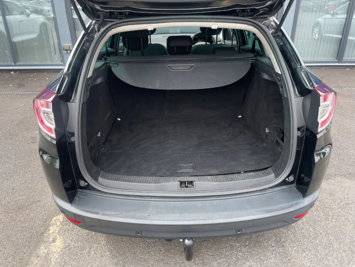 Renault Megane GRD LIMITED EDITION 1.5 DCI 9 - Image 6