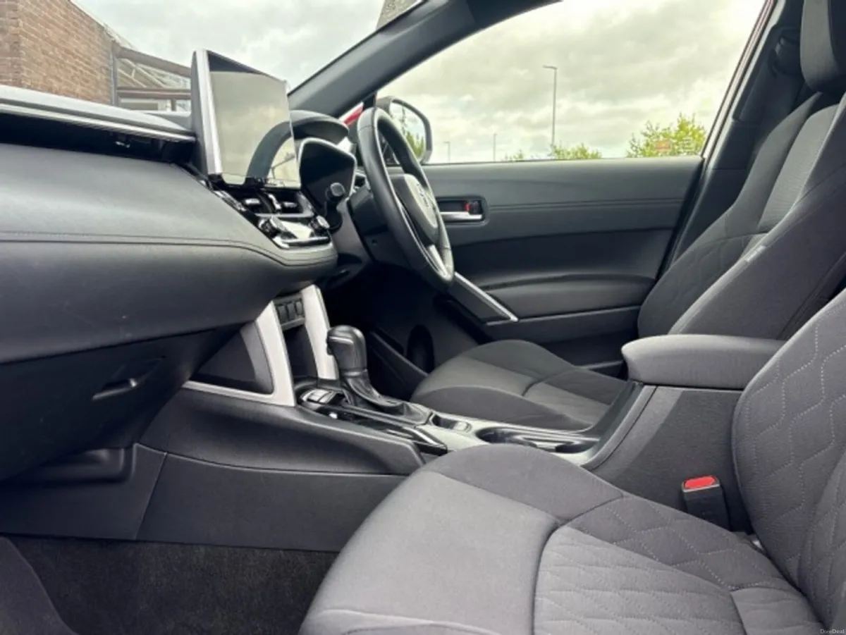 Toyota Corolla Cross Sport - 1.8 Hybrid- Auto - On - Image 6
