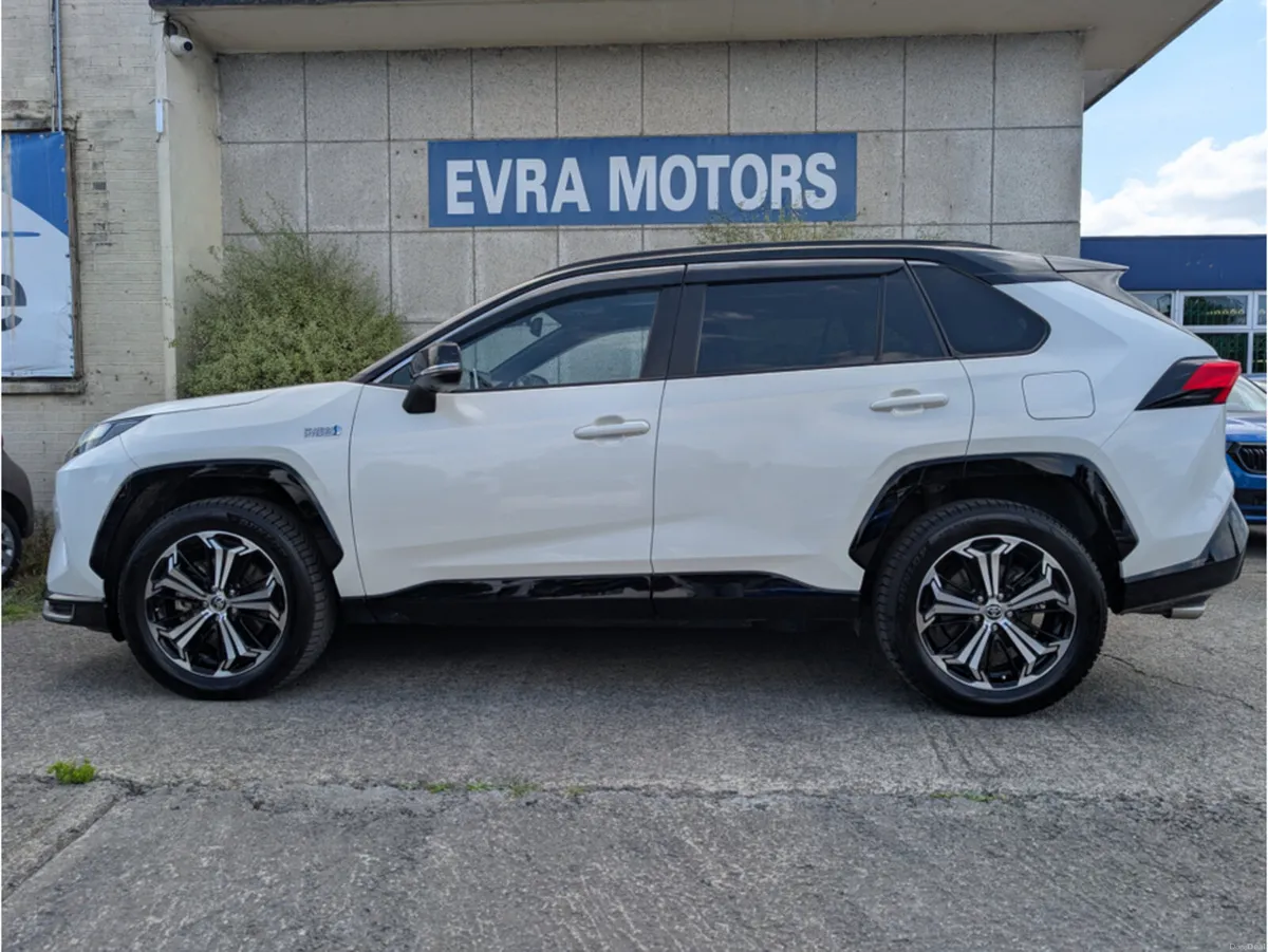 Toyota RAV4 G HYBRID 4WD AUTOMATIC 2.5 PETROL //MA - Image 5