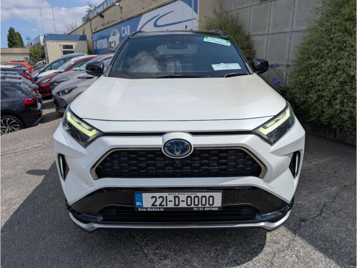 Toyota RAV4 G HYBRID 4WD AUTOMATIC 2.5 PETROL //MA - Image 2