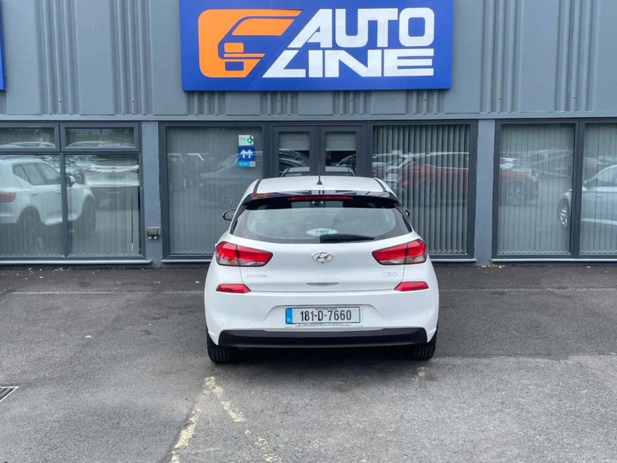 Hyundai i30 I 30 DELUXE 5DR - Image 4