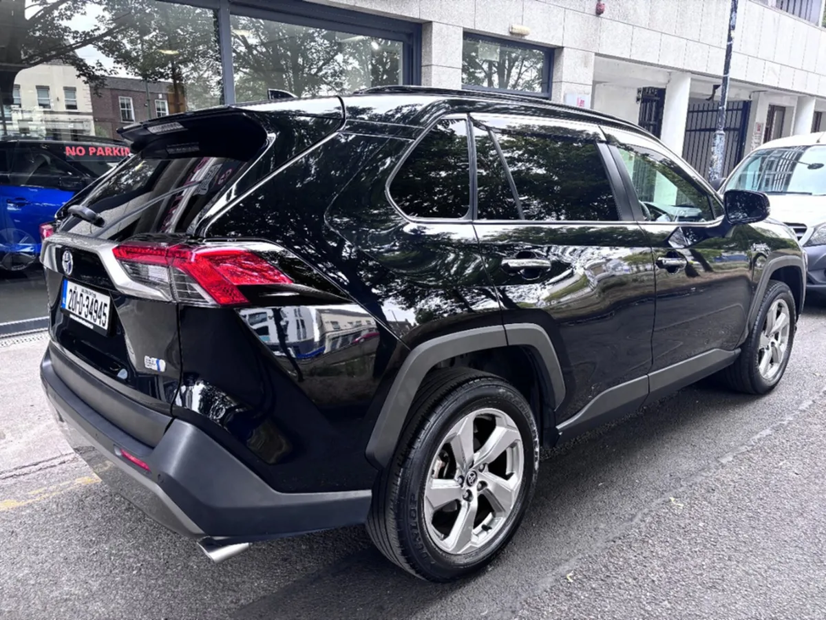 Toyota RAV4 2.5 Hybrid 4WD G Spec - Image 2