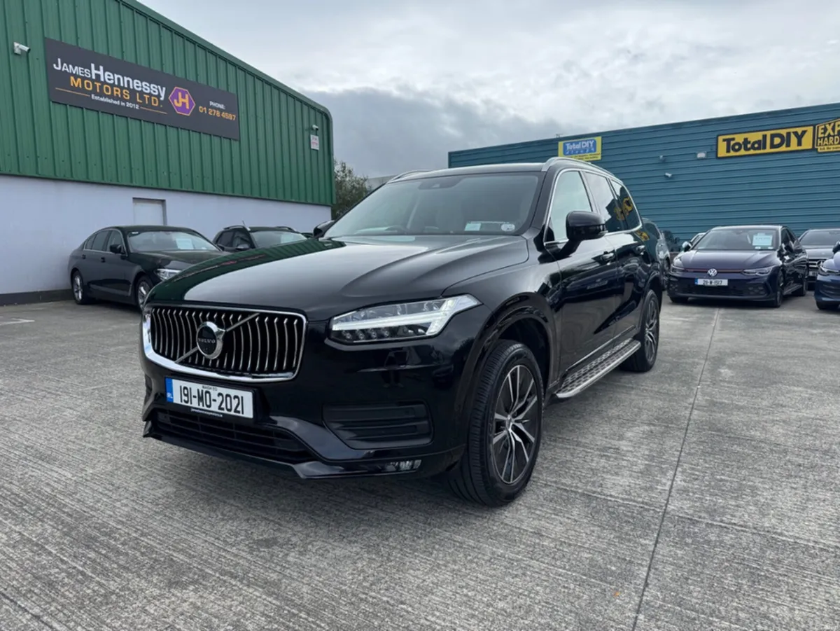 Volvo XC90 2.0 T5 MOMENTUM 5DR AUTO - Image 1