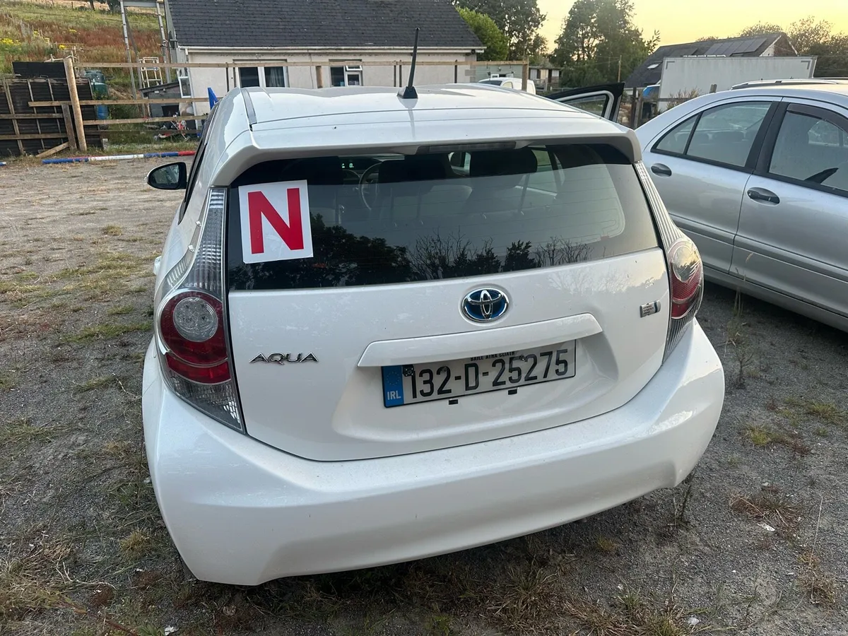 Toyota aqua - Image 5