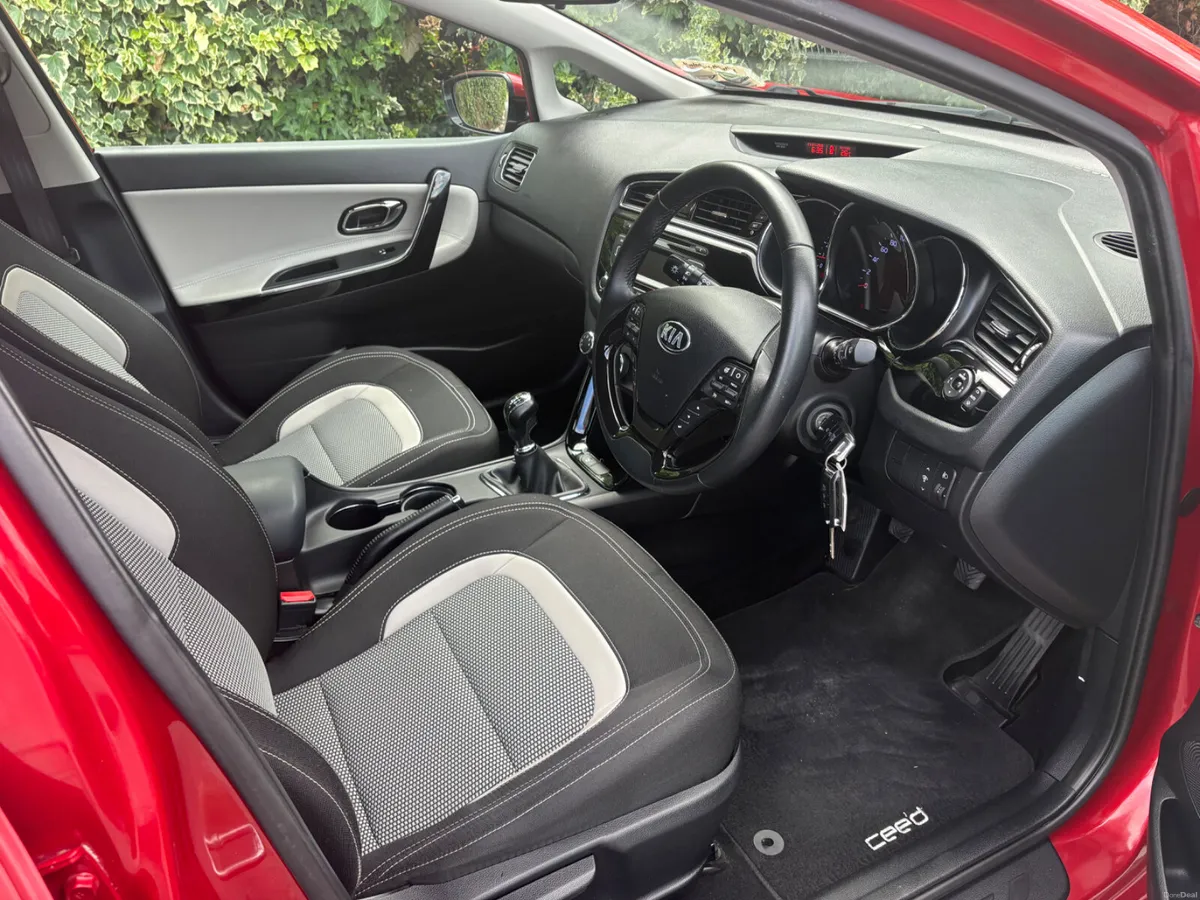 Kia Ceed 2016 1.6 Diesel - Image 5