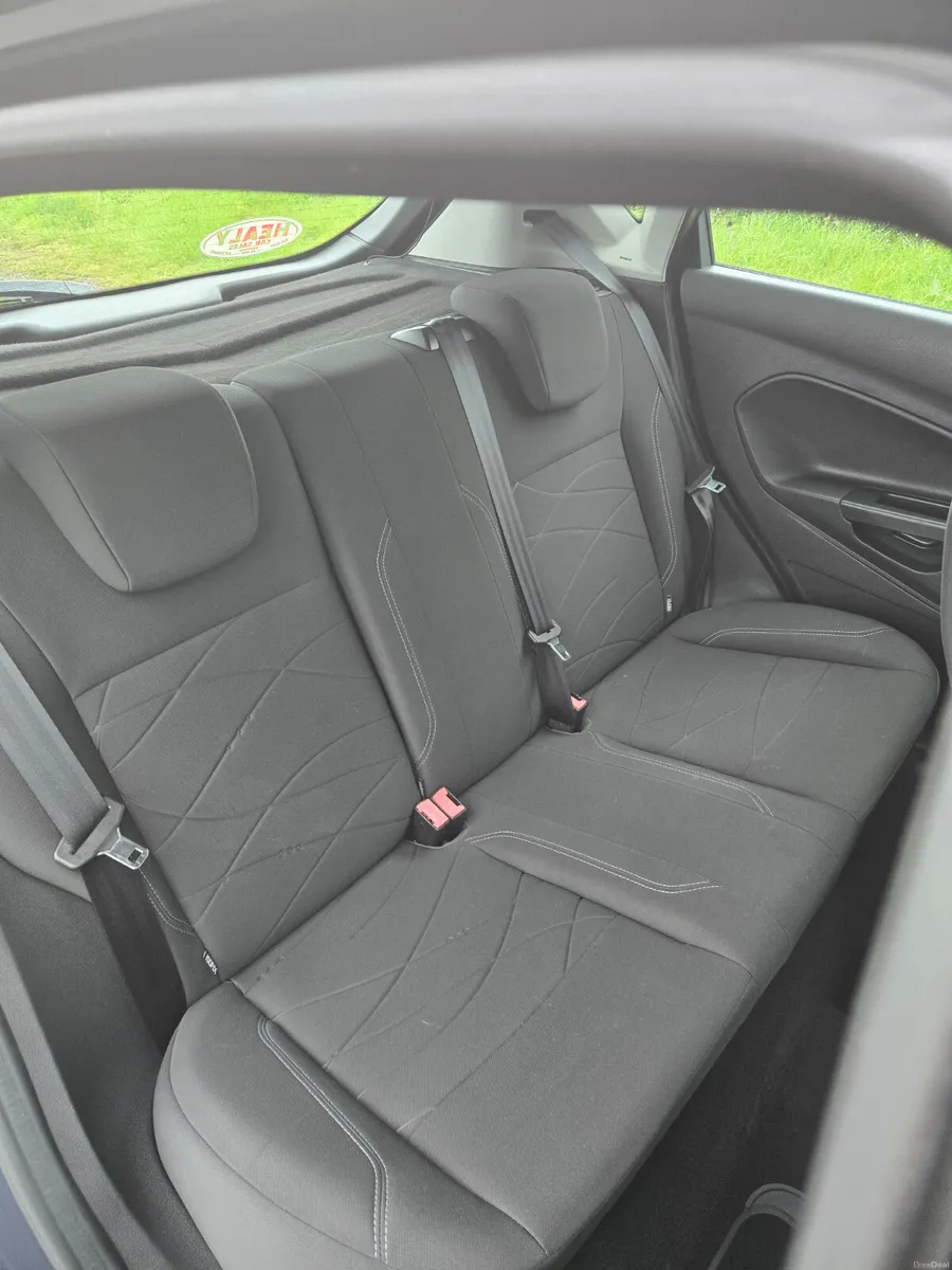 Ford Fiesta 2014 - Image 6