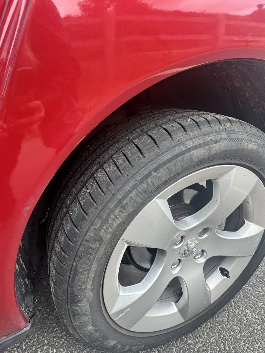 Peugeot 3008 2011 - Image 4