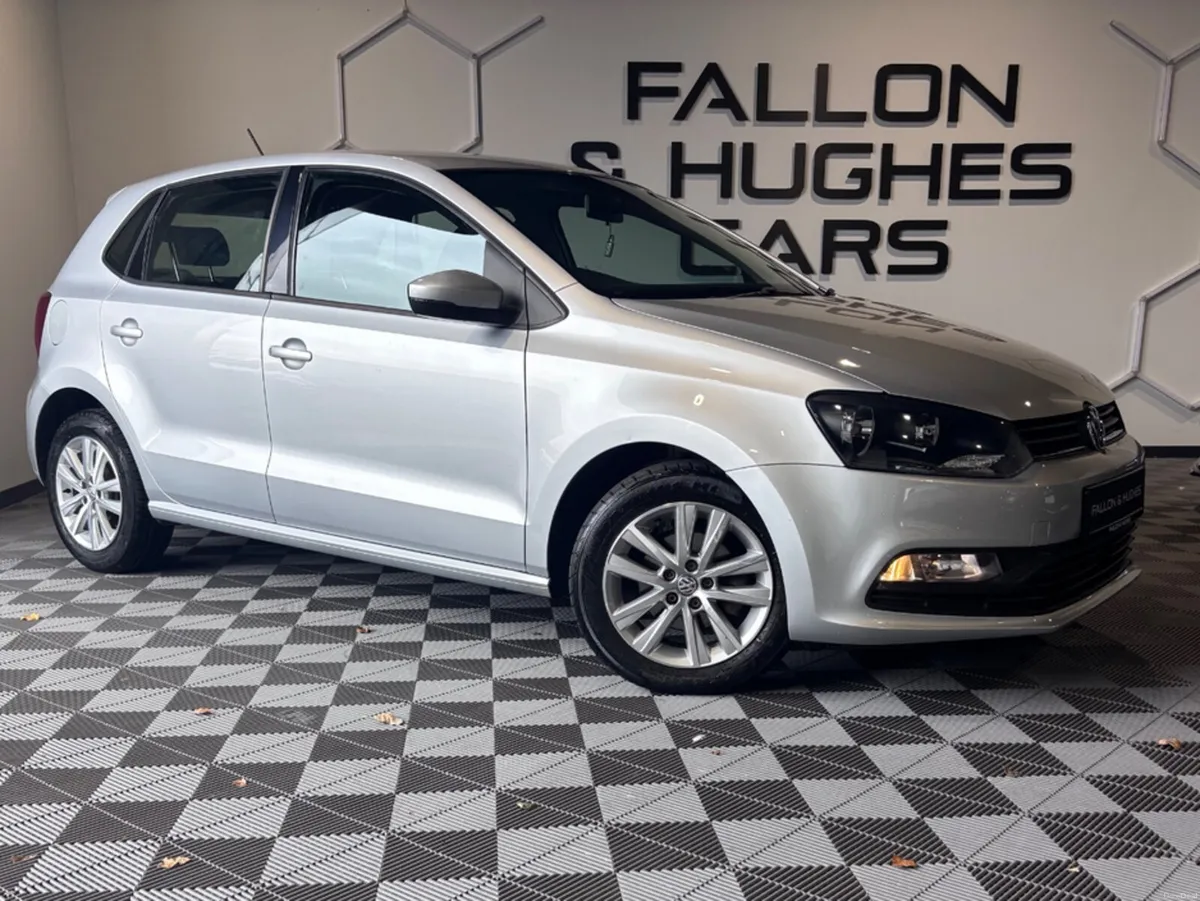 Volkswagen Polo  TRENDLINE 1.4 TDI  MANUAL DIESEL - Image 1