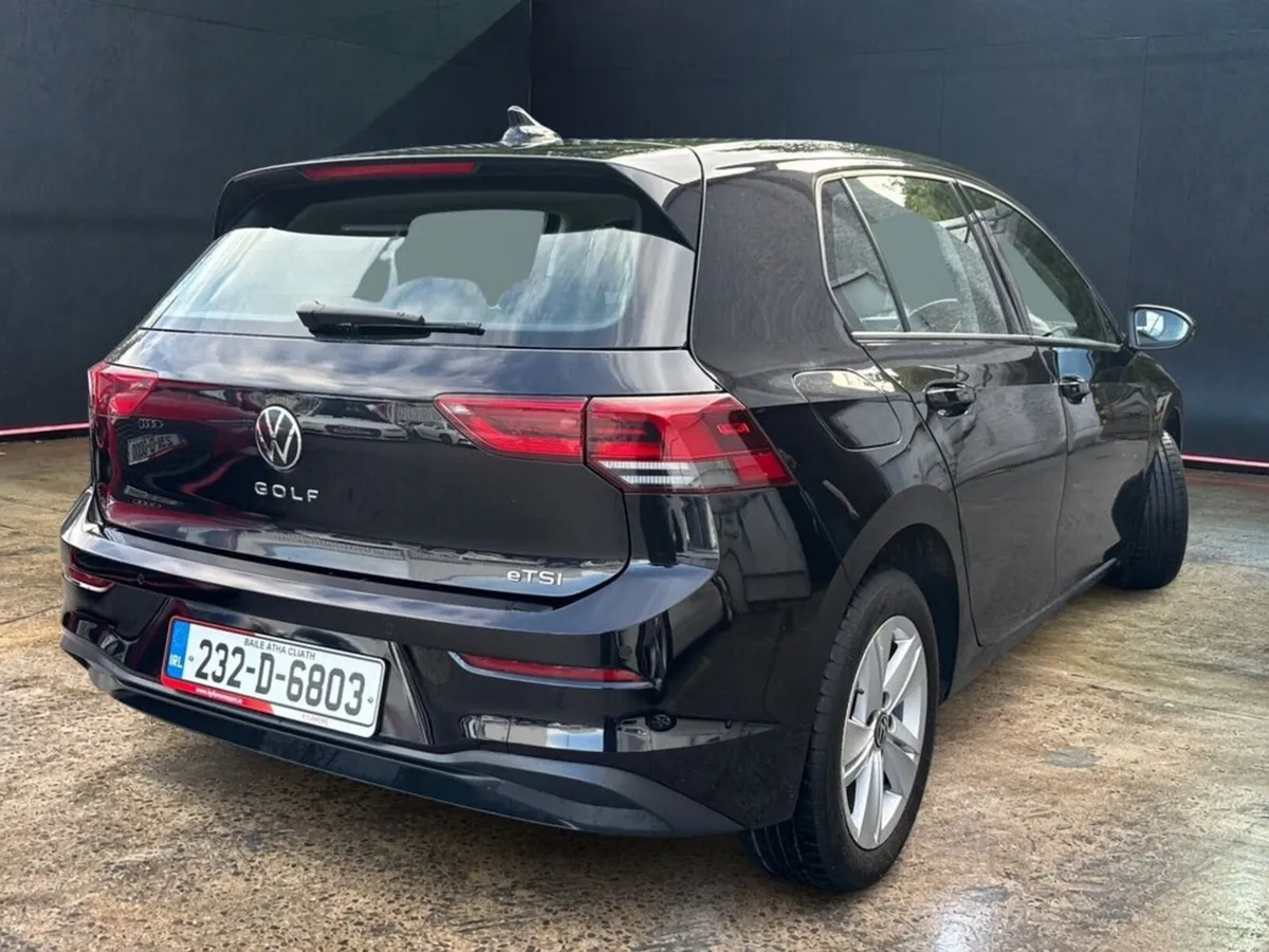Volkswagen Golf 1.0 ETSI AUTOMATIC - PARKING PILOT - Image 3