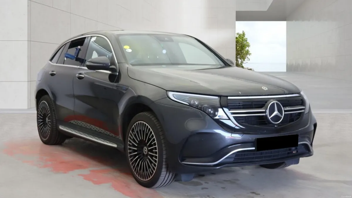 MERCEDES BENZ EQC 400 AMG LINE PREMIUM 4MATIC - Image 1