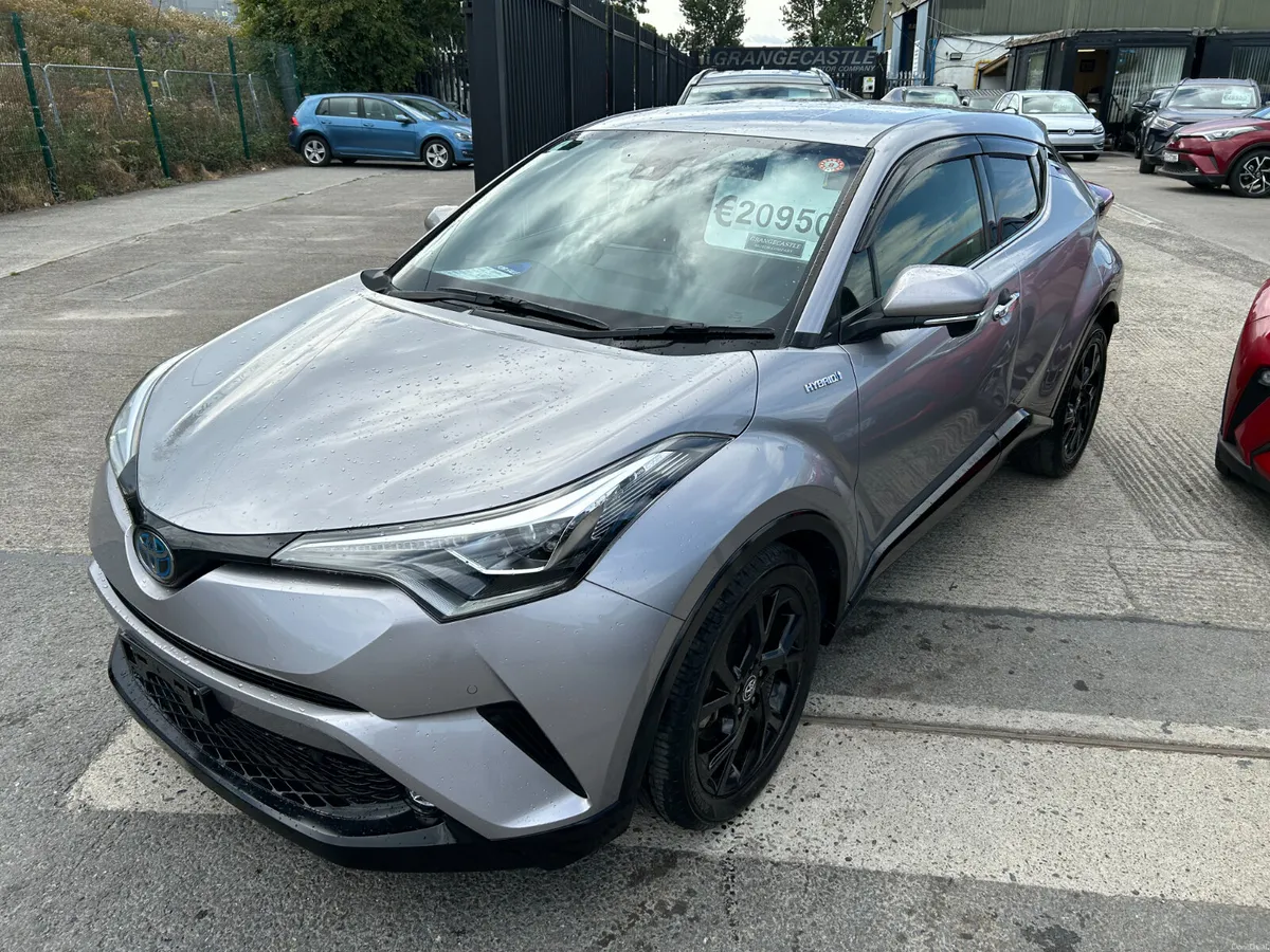 TOYOTA CHR 2019, 1.8 HYBRID AUTO LOW KMS HIGH SPEC - Image 4