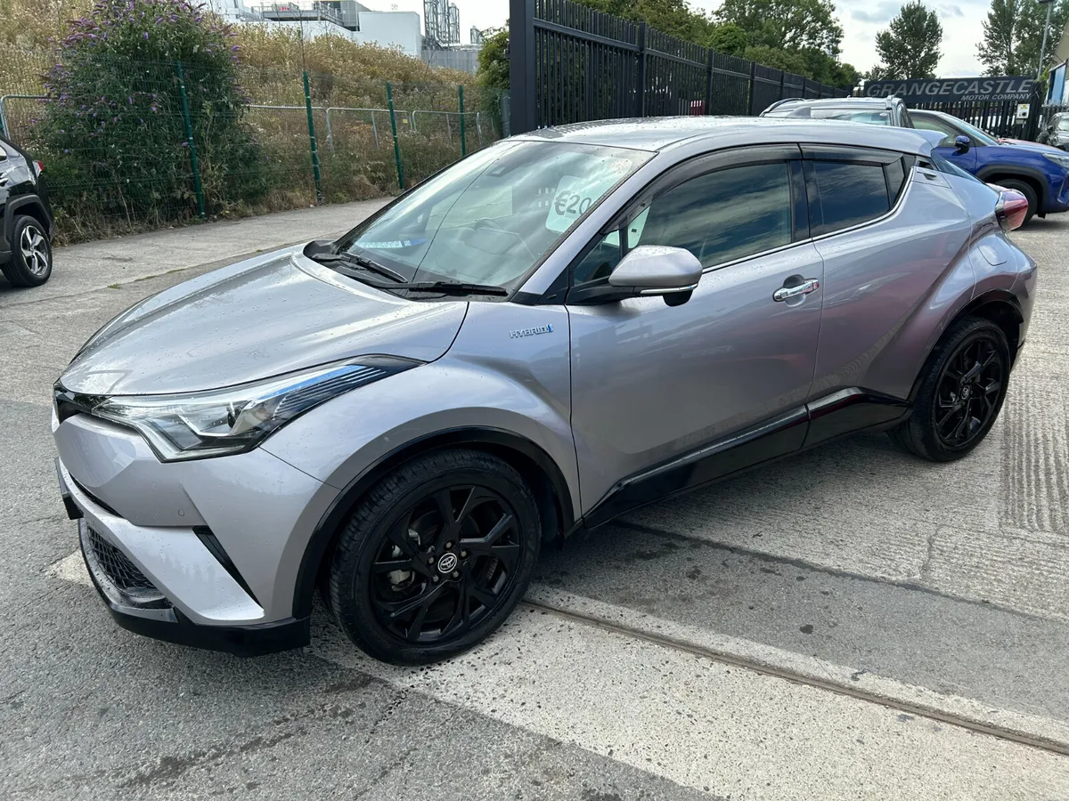 TOYOTA CHR 2019, 1.8 HYBRID AUTO LOW KMS HIGH SPEC - Image 3