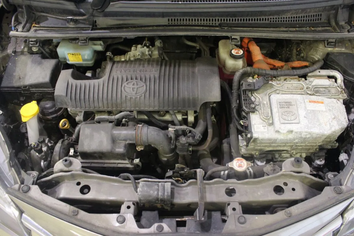 Toyota Yaris Hybrid Luna Auto - TENDER 18 - Image 6