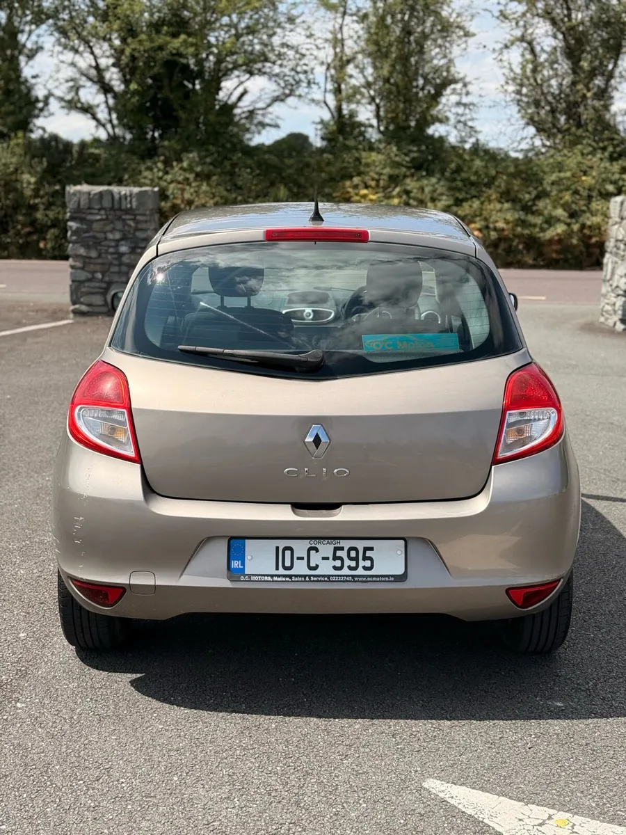 Clio 1.2 petrol - Image 4