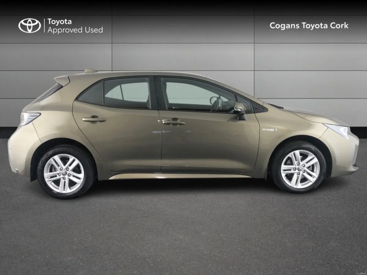 Toyota Corolla COROLLA HYBRID LUNA H/B - Image 3