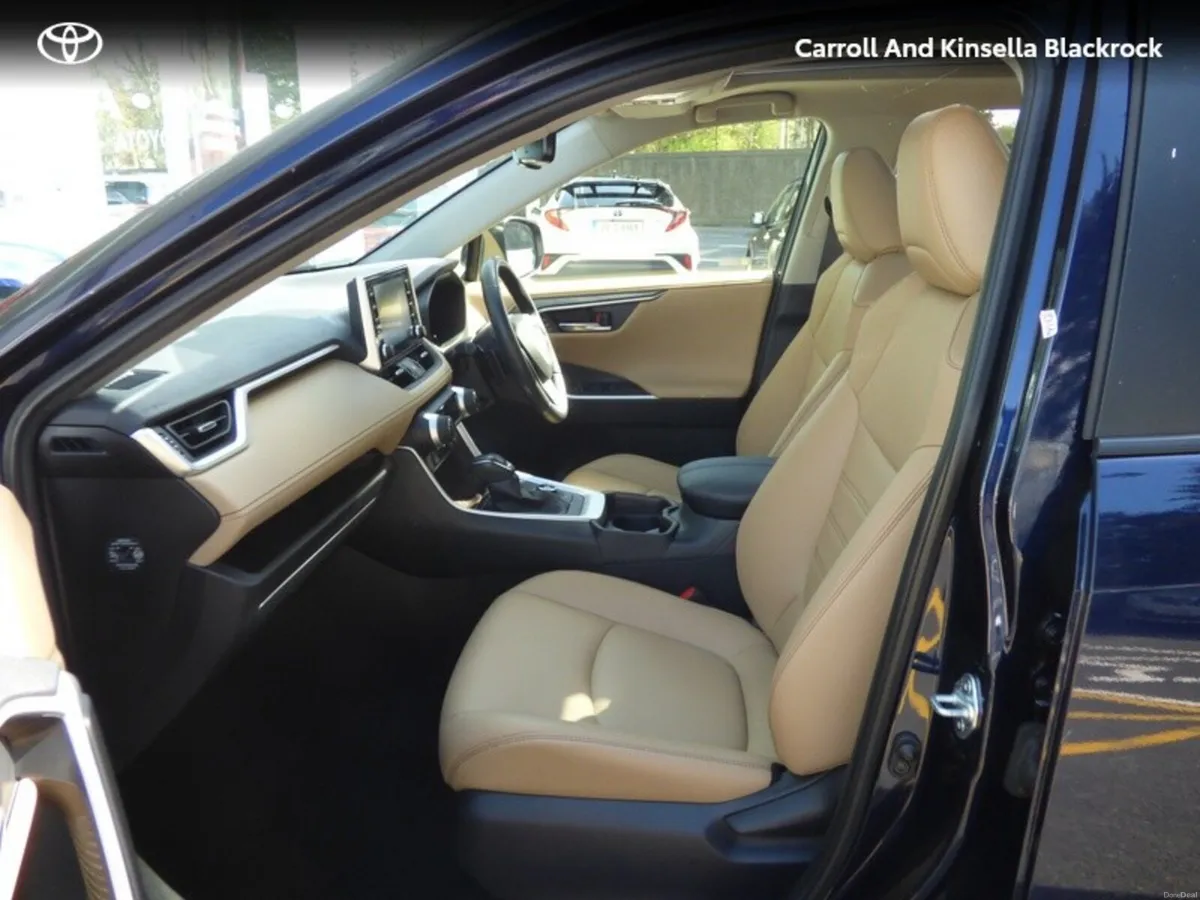 Toyota RAV4 Hybrid Platinum - Image 6