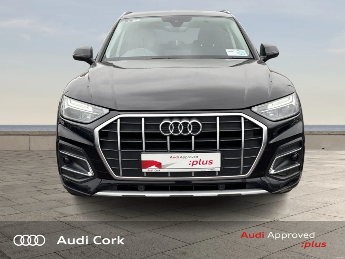 Audi Q5 2.0 35TDI 163BHP SE AUTOMATIC WITH PRIVACY - Image 2