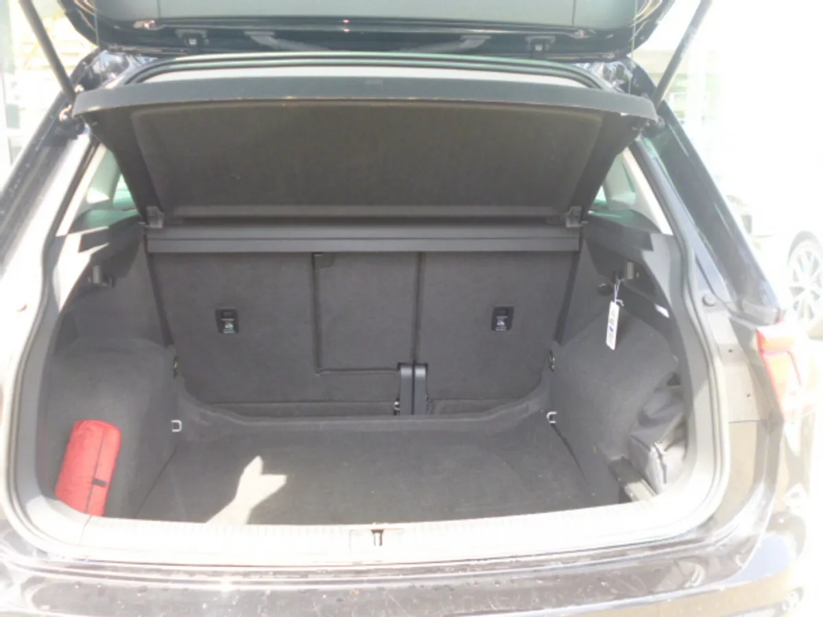 VW Tiguan 2.0 TDI 122HP Life 2023 - Image 6