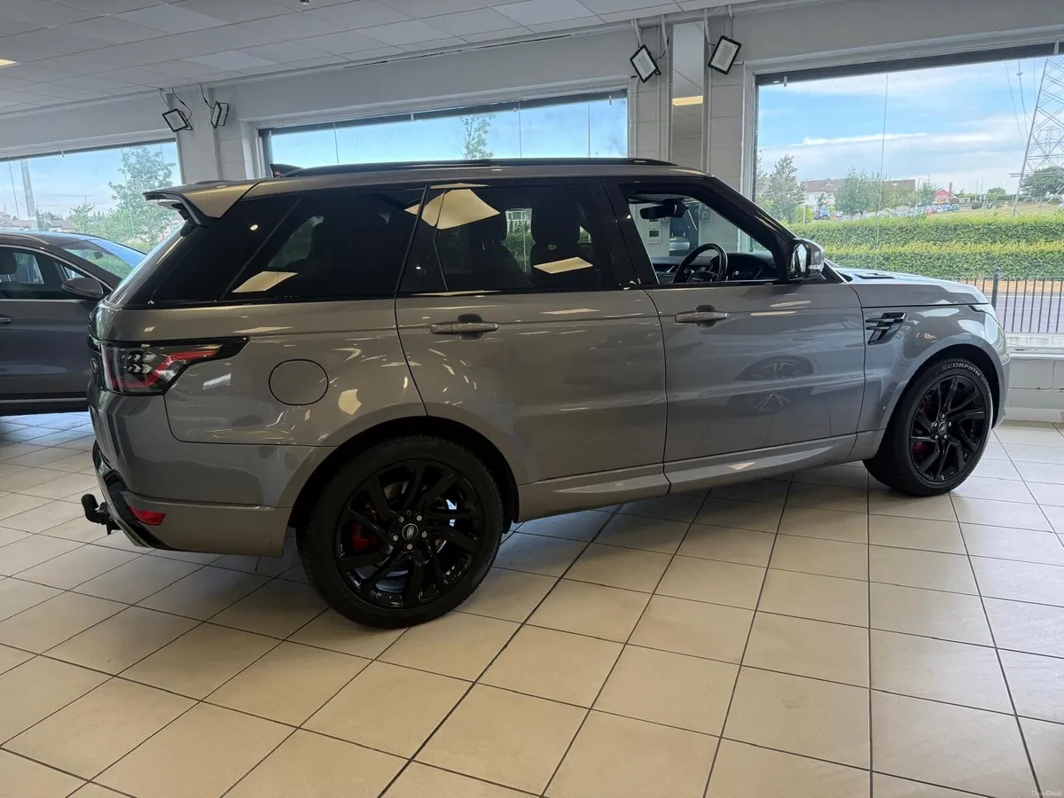 Range Rover sport - Image 2