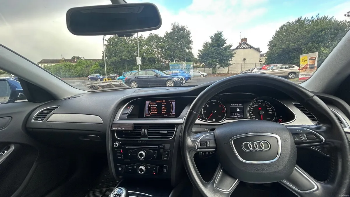 Audi A4 2012 - Image 4