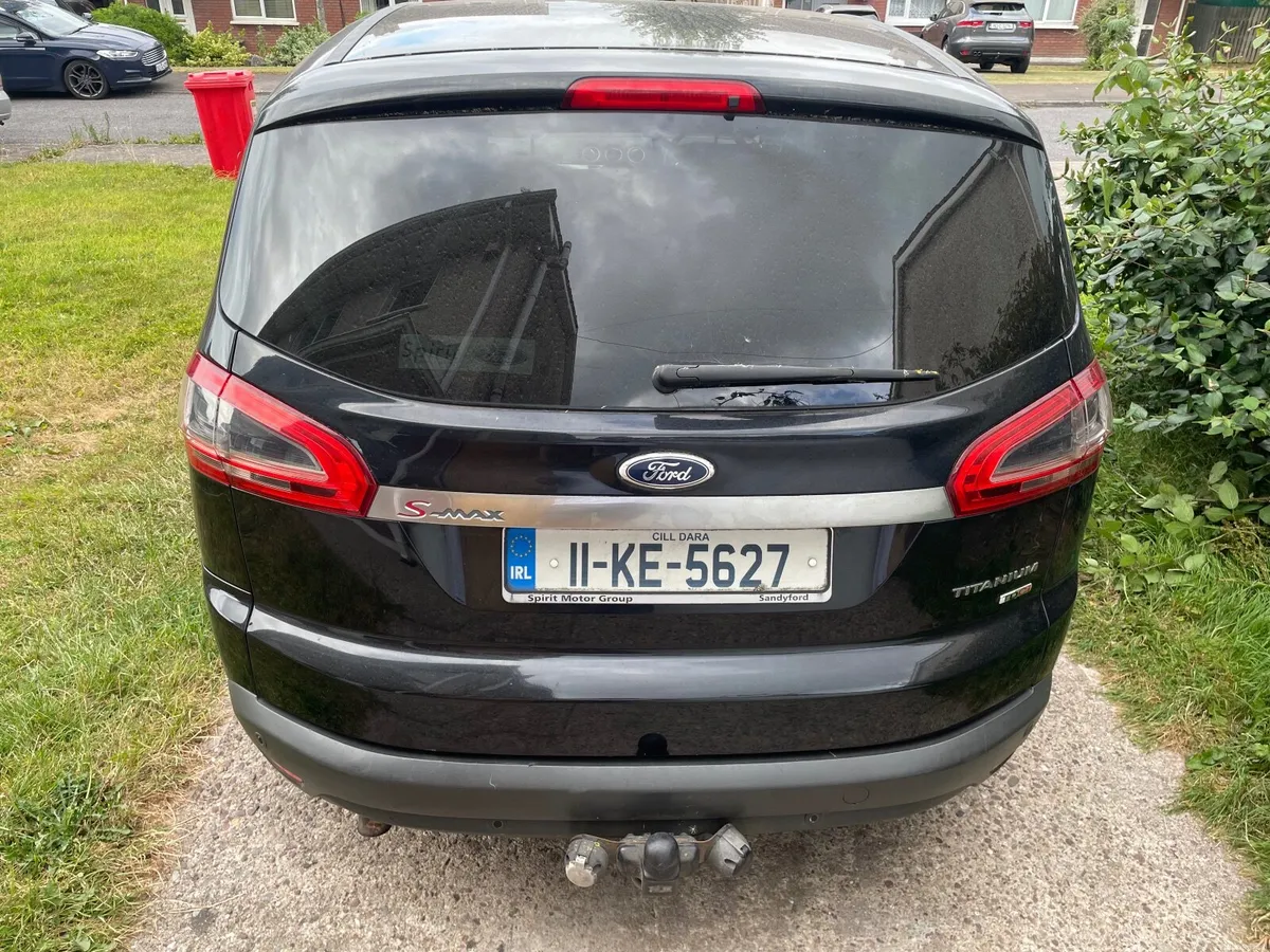 Ford S-Max 2011 - Image 1