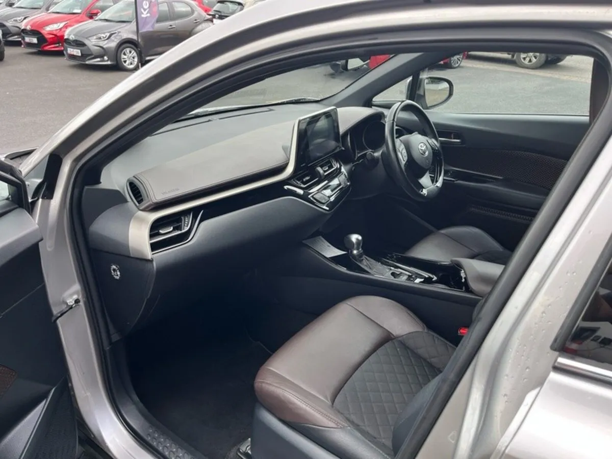 Toyota C-HR C-HR HYBRID SOL - Image 6