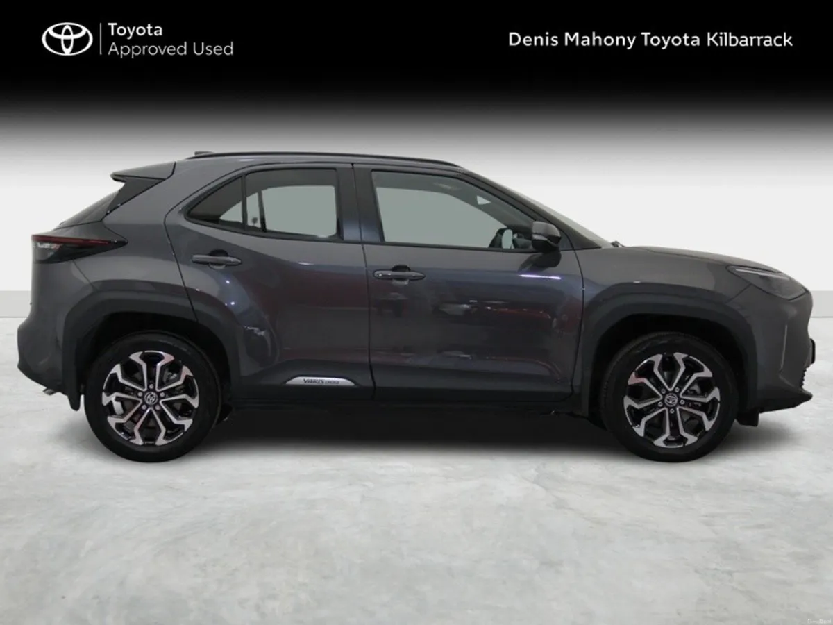 Toyota Yaris Cross L-SPORT MONO - Image 3